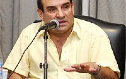 Qué defendemos, qué criticamos
