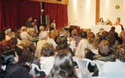 Bayer: “El pueblo hizo lo que debía, levantarse y exigir”
