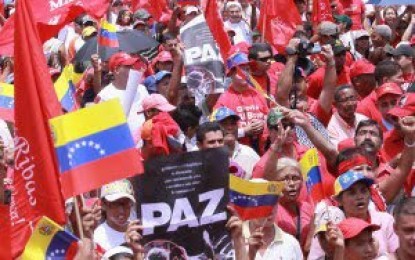 El oeste de Caracas se cubrió de rojo en la concentración por la paz y la soberanía