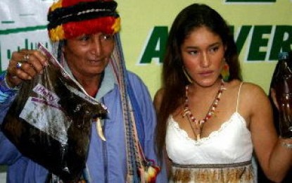 Pueblo achuar del Perú sufre contaminación petrolera producida por compañía argentina PlusPetrol