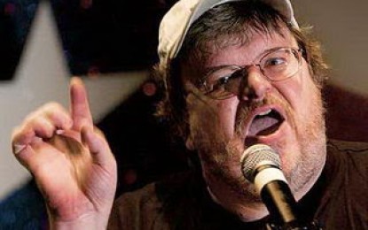 Carta de Michael Moore a Obama: si no sale de Afganistán, devuelva el Premio