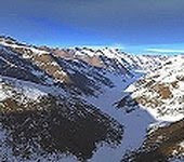 La ley Filmus entrega los glaciares y la cordillera