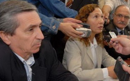 Legisladores nacionales del PJ cargaron contra Jaque y Racconto
