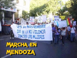 Mirá el video de la marcha del Día de no violencia hacia las mujeres en Mendoza