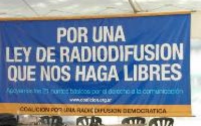 Mendoza se moviliza en defensa de la Ley de Servicios de Comunicación Audiovisual