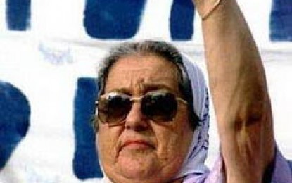 “La movilización de los pueblos es lo que frena a todos estos atorrantes”