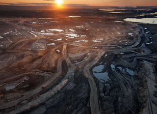Bajo las arenas bituminosas de Alberta