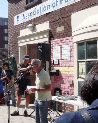En Toronto activistas contra la pobreza son perseguidos con apoyo de ciudadanos soplones
