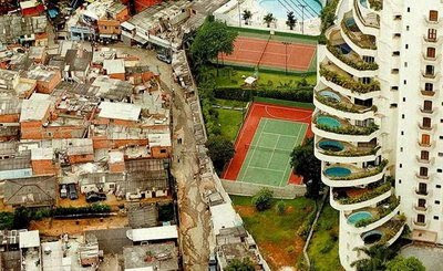 En Estados Unidos los ricos son hoy más ricos y los pobres se hunden más en la pobreza
