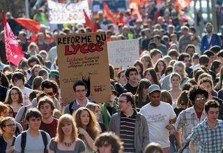 Novedad francesa: un gobierno virtual