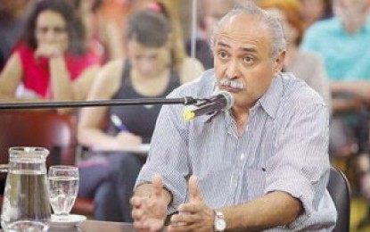 Adiós al querido Negro Blanco. Horrible Miret: la pata civil del genocidio. Olvidadizo cura Rey