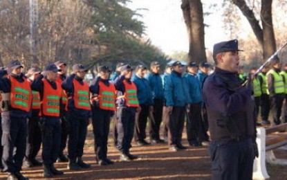 Desmilitarizar policía y servicios penitenciarios