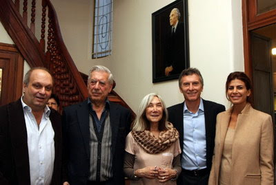 Visita de Vargas Llosa no le dio a Macri pinet de presidenciable