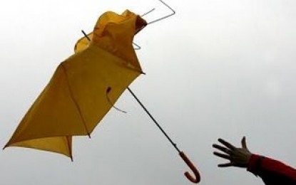 Las tormentas lejanas y el paraguas