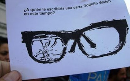 Aunque el pasado los condene, reaparecen