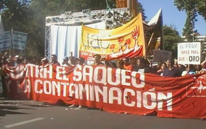 Minería: saqueo contaminante