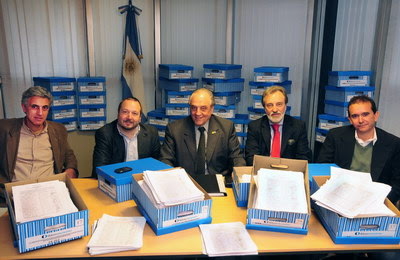 Nuevo Encuentro presenta proyecto de ley de servicios financieros