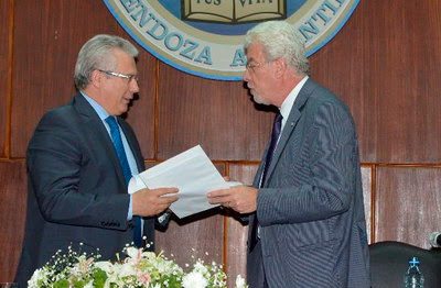 Honrar a Baltasar Garzón es honra propia