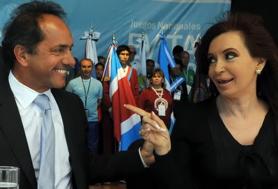 Las internas políticas, el consumo popular y las causas nacionales