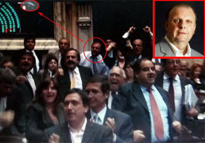 En el congreso, tribunales y el Borda pasan cosas de locos