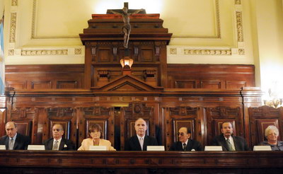 Tahúres, supersticiosos, charlatanes y orgullosos *