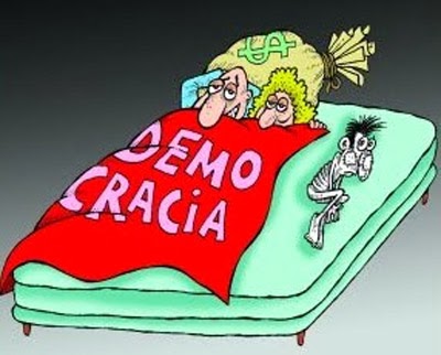 En el capitalismo la democracia es frágil