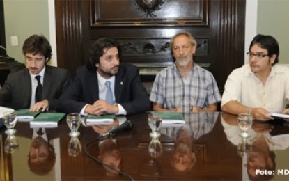 Xumek presentó el Informe Anual 2013