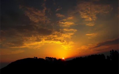 Amaneciendo
