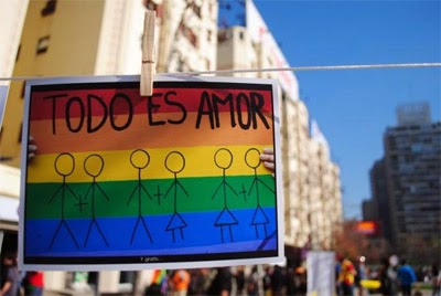 Chile impulsa la ley de matrimonio igualitario