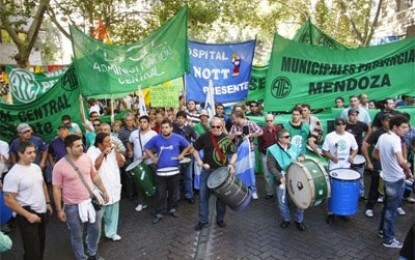 Salarios, precios, lucha gremial