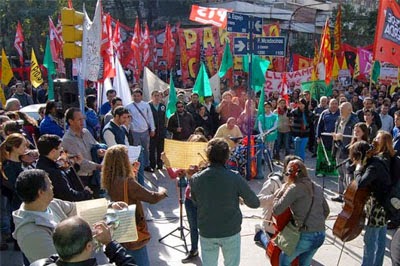 Las voces de la otra «Asamblea» del 1º de Mayo