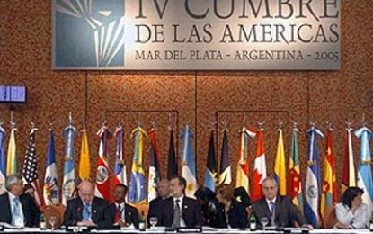 Mirando al norte para una historia universal de la infamia -(IV)–