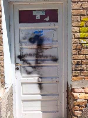 Atentado contra el local del PC en San Rafael