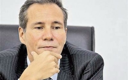 El fiscal camina