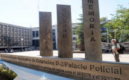 La Mediateca del Espacio para la Memoria exD2 y coda para Patos