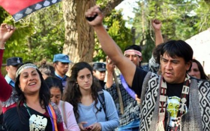 Un jurado intercultural absolvió a tres integrantes del pueblo mapuche