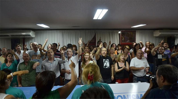 Peronismo para la Victoria: en contra del techo a las paritarias municipales y a favor de normalizar el Partido Justicialista