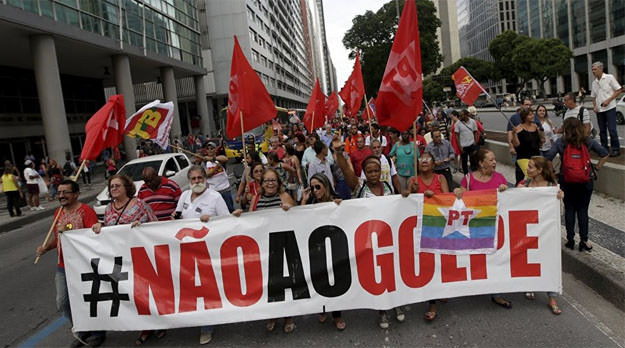 La humanidad contra el golpe en Brasil