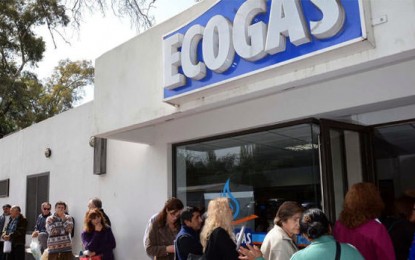 Esperaron como dijo Cornejo y Ecogas les cortó el servicio