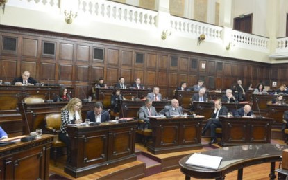 Cornejo obtuvo vía libre para endeudarse en 90.000.000 de dólares y levantar otra cárcel