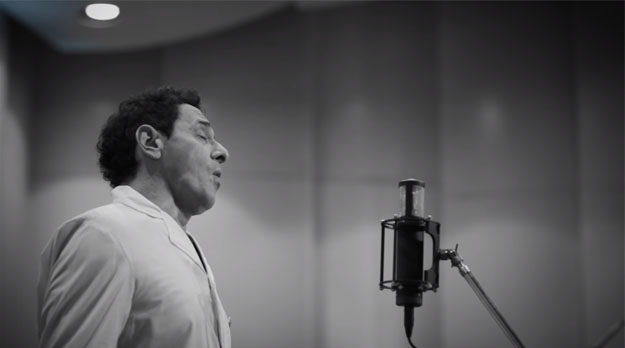 El Himno Nacional Argentino interpretado por Ricardo Mollo con la Filarmónica de Mendoza
