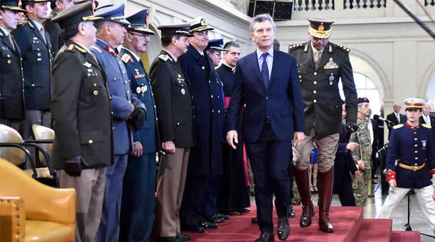 Avanza el plan PRO para que los militares actúen en seguridad interna.