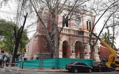 POEMA ASALTANTE a Merceditas de San Martín que será visitada