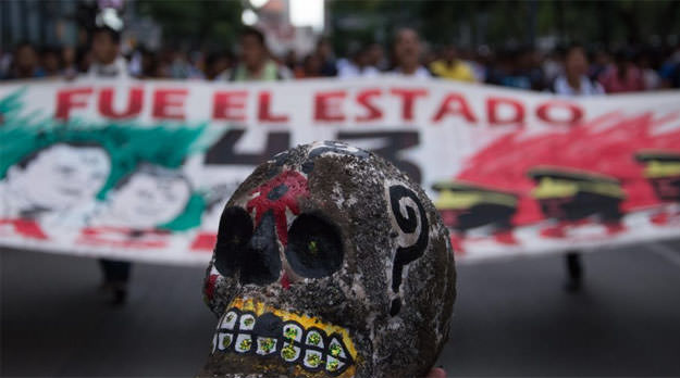 Padres de los 43 exigen justicia, castigo y verdad