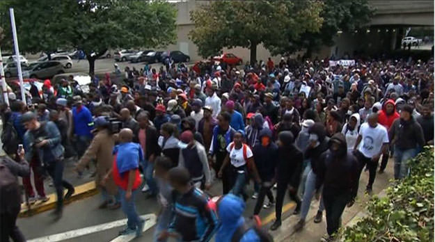 Sudáfrica: “Las matrículas deben ser eliminadas”, estudiantes demandan educación gratuita