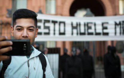 #EstoHueleMal llegó a la Casa Rosada