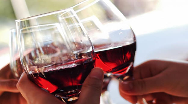 Rechazo al impuesto al vino