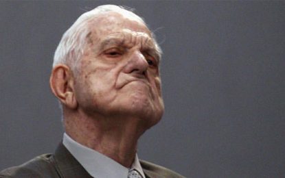 Condenan a perpetua al último presidente de facto de la Argentina