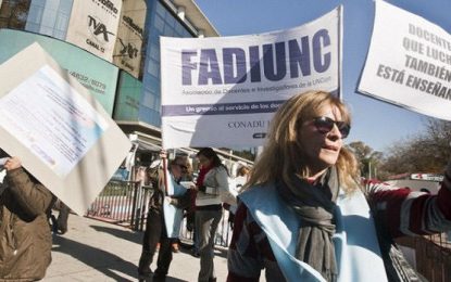 Los docentes universitarios y privados de Mendoza se suman al paro