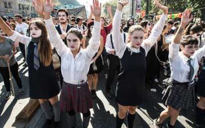 Chile: jóvenes vuelven a las calles para exigir educación gratuita y de calidad